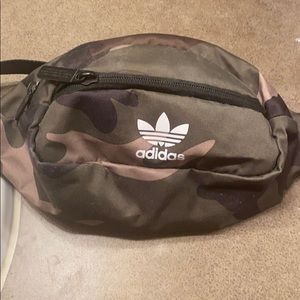 Adidas camo fanny pack